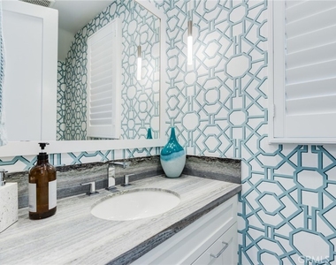 141 Parkland - Photo Thumbnail 5