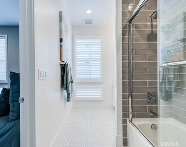 141 Parkland - Photo Thumbnail 46