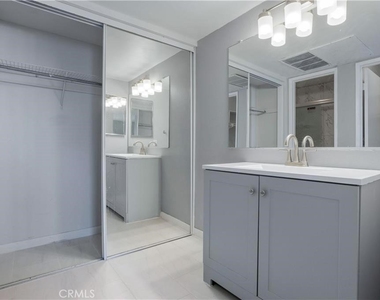 23232 Orange Avenue - Photo Thumbnail 8