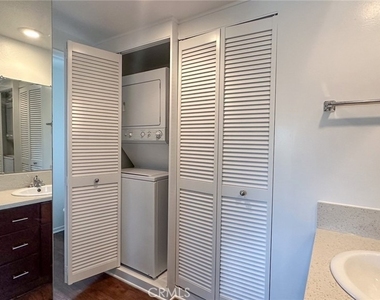 2227 Via Puerta - Photo Thumbnail 19