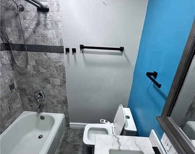 5133 Hedda St - Photo Thumbnail 12
