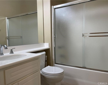 1406 Solvay Aisle - Photo Thumbnail 12
