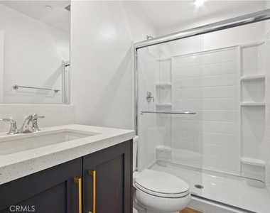 1410 W Bushell Street - Photo Thumbnail 3