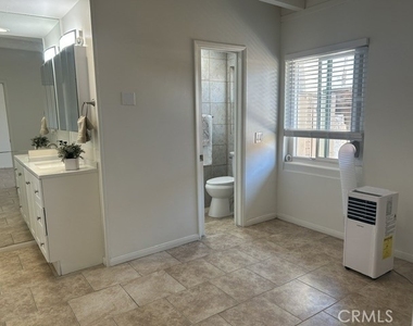 37112 Palo Verde Drive - Photo Thumbnail 17