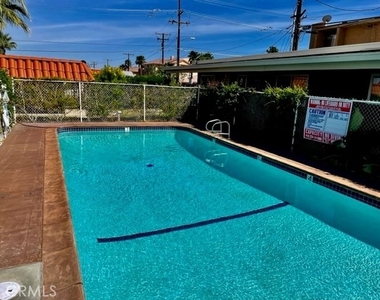 37111 Cathedral Canyon Drive - Photo Thumbnail 4