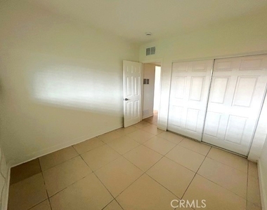 37111 Cathedral Canyon Drive - Photo Thumbnail 12