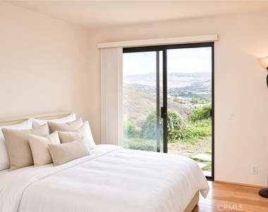 85 Marbella - Photo Thumbnail 6