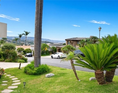 85 Marbella - Photo Thumbnail 28