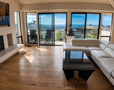 85 Marbella - Photo Thumbnail 1