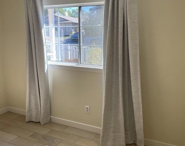 625 Elbrook Drive - Photo Thumbnail 13