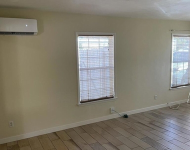 625 Elbrook Drive - Photo Thumbnail 3