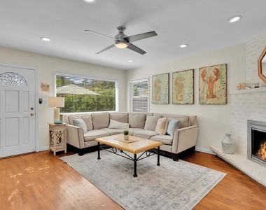 238 23rd Street - Photo Thumbnail 10