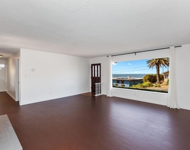 513 Canyon Drive - Photo Thumbnail 4