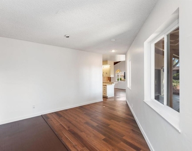 513 Canyon Drive - Photo Thumbnail 7