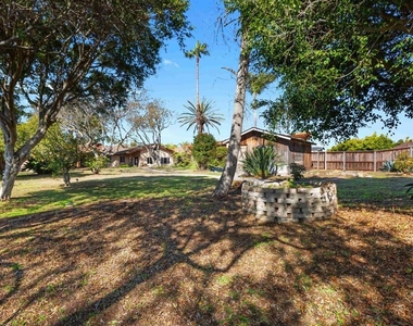 513 Canyon Drive - Photo Thumbnail 31