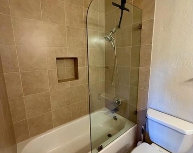 436 Sierra Vista Avenue - Photo Thumbnail 22