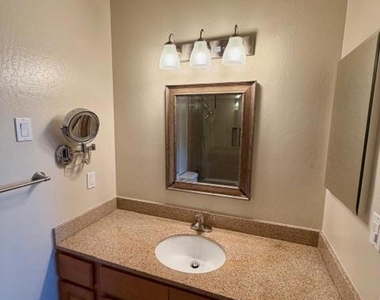 436 Sierra Vista Avenue - Photo Thumbnail 23