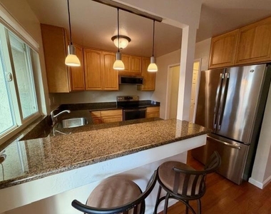 436 Sierra Vista Avenue - Photo Thumbnail 9