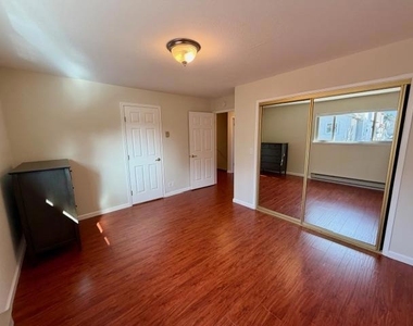 436 Sierra Vista Avenue - Photo Thumbnail 24