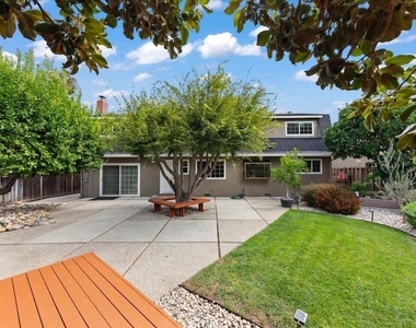 1747 Harte Drive - Photo Thumbnail 27
