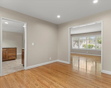 1747 Harte Drive - Photo Thumbnail 8