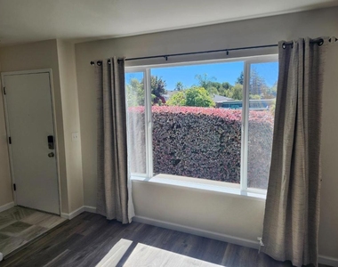 1266 7th Avenue - Photo Thumbnail 15