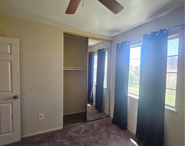 785 W Westward - Photo Thumbnail 14