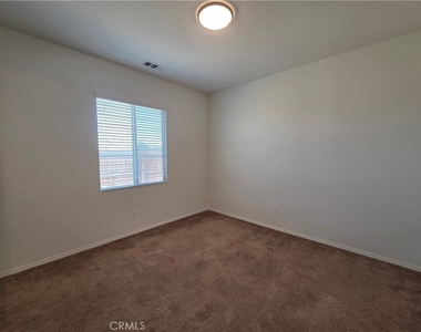 16594 Denham Lane - Photo Thumbnail 7