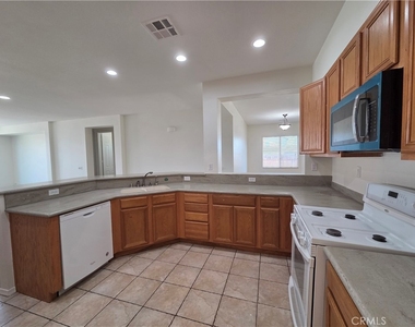 16594 Denham Lane - Photo Thumbnail 6