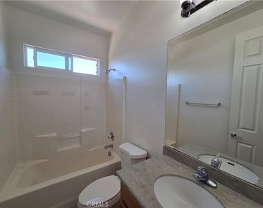 16594 Denham Lane - Photo Thumbnail 8