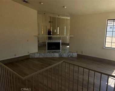 14572 Lighthouse - Photo Thumbnail 1