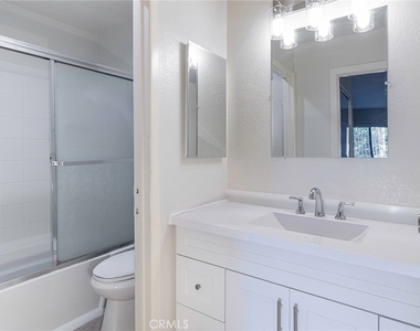 396 W Dryden Street - Photo Thumbnail 14