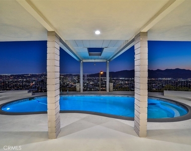 1740 Cielito Drive - Photo Thumbnail 17