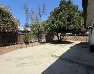 7923 Bellaire - Photo Thumbnail 14