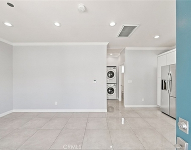 16242 Londelius - Photo Thumbnail 1