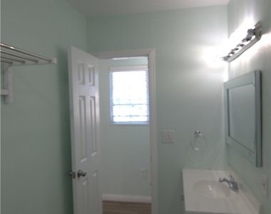 1733 Bonita - Photo Thumbnail 8