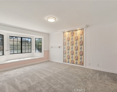 249 Independence - Photo Thumbnail 15