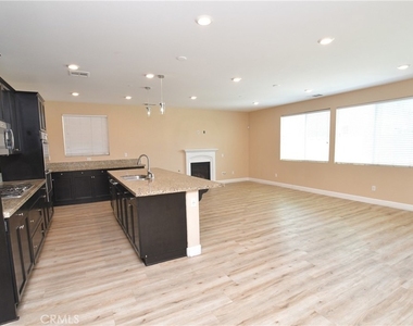 8011 Sea Salt Avenue - Photo Thumbnail 1