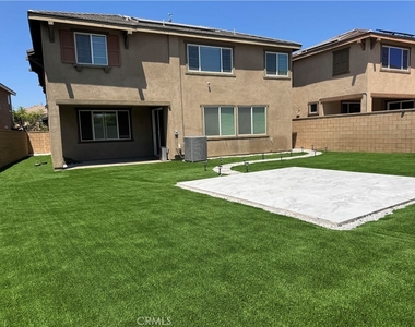 8011 Sea Salt Avenue - Photo Thumbnail 16