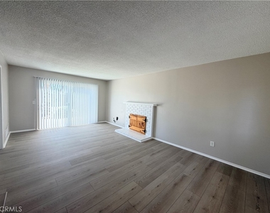 1194 Eddington Street - Photo Thumbnail 2