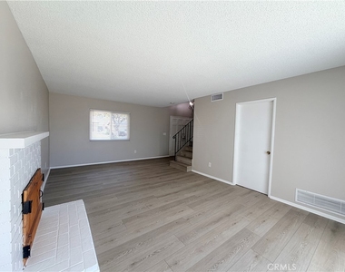 1194 Eddington Street - Photo Thumbnail 3