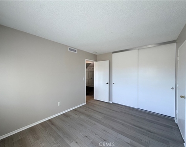 1194 Eddington Street - Photo Thumbnail 6
