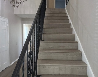 1194 Eddington Street - Photo Thumbnail 9