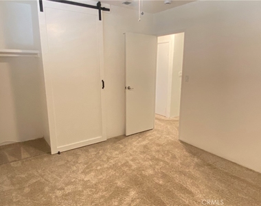 3561 Terrace - Photo Thumbnail 31