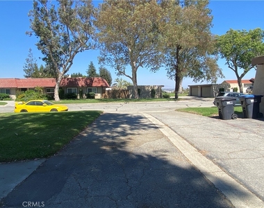 3561 Terrace - Photo Thumbnail 42
