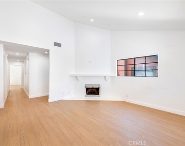 222 Teague - Photo Thumbnail 8