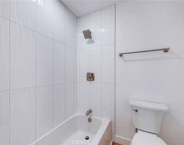 222 Teague - Photo Thumbnail 18