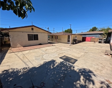 255 W La Verne - Photo Thumbnail 19