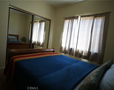 2104 2nd Lane - Photo Thumbnail 16