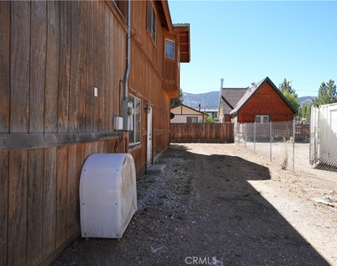 2104 2nd Lane - Photo Thumbnail 30